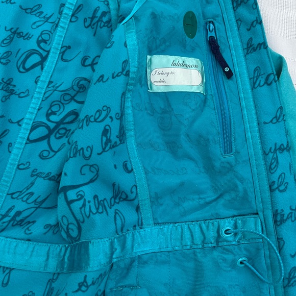 Rare Vintage Lululemon Jacket with hood size 6 - Picture 12 of 15